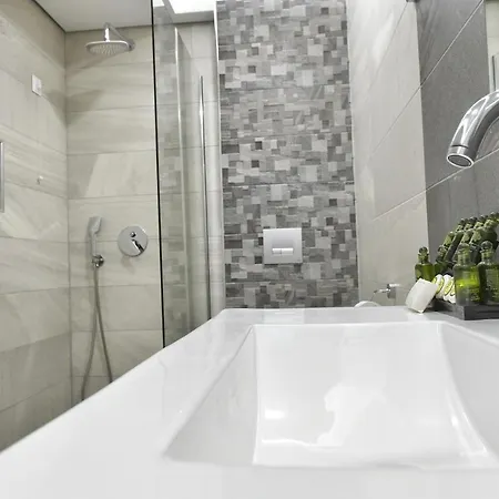 Lofts To Let Apartmanhotel *