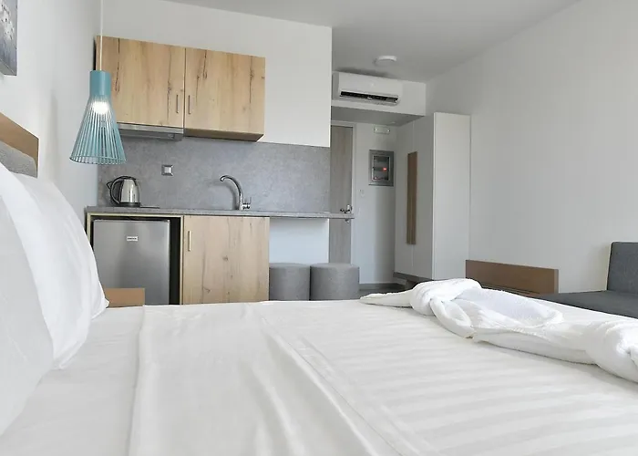 Aparthotel Lofts To Let 3*