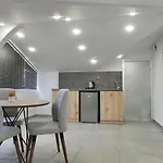 Apartmanhotel Lofts To Let Kalyves Polygyrou