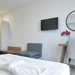 Lofts To Let Apartmanhotel 3*