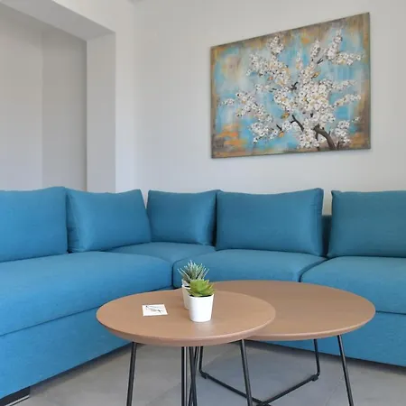 Lofts To Let Apartmanhotel 3*