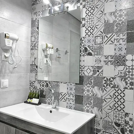 Lofts To Let Aparthotel 3*