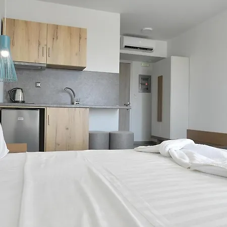 Aparthotel Lofts To Let 3*