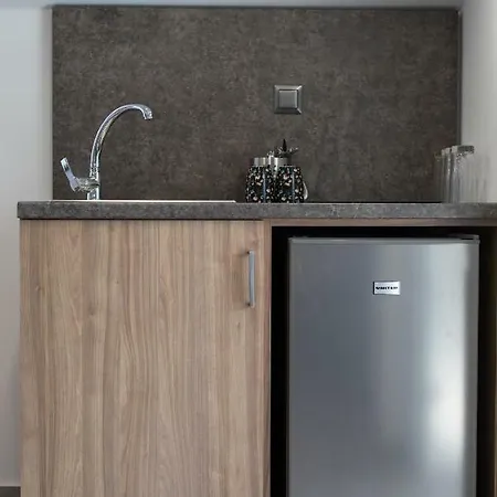 Aparthotel Lofts To Let 3*