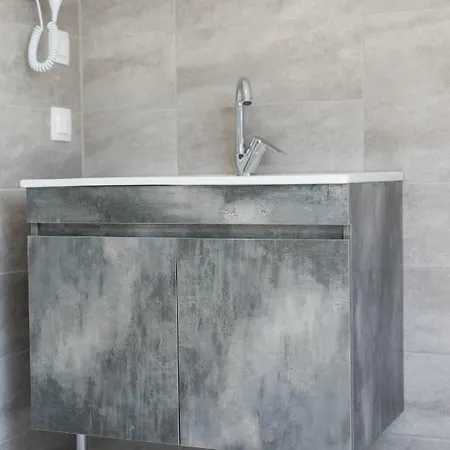 Aparthotel Lofts To Let