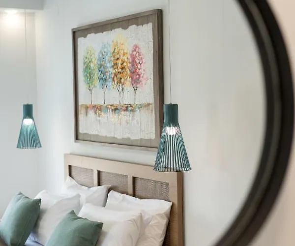 Lofts To Let Apartmanhotel 3*