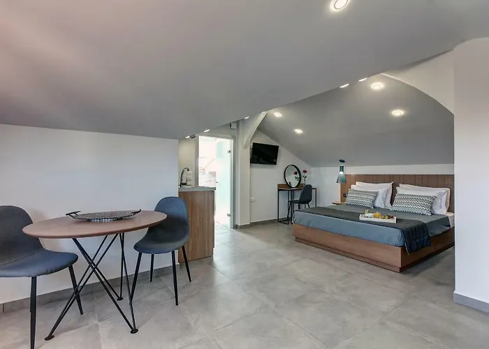 Lofts To Let Kalyves Polygyrou